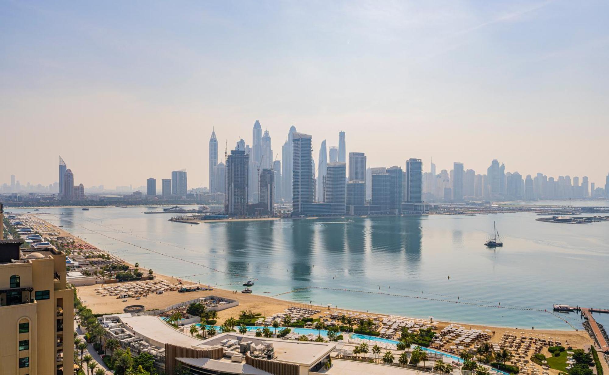 Studio With Pool And Private Beach Access On Palm Jumeirah Дубай Екстериор снимка