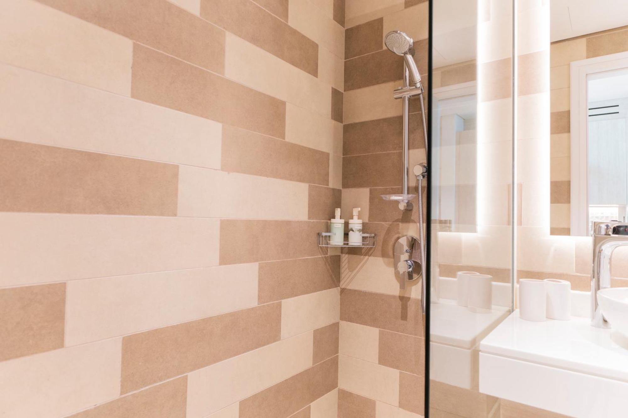 Studio With Pool And Private Beach Access On Palm Jumeirah Дубай Екстериор снимка